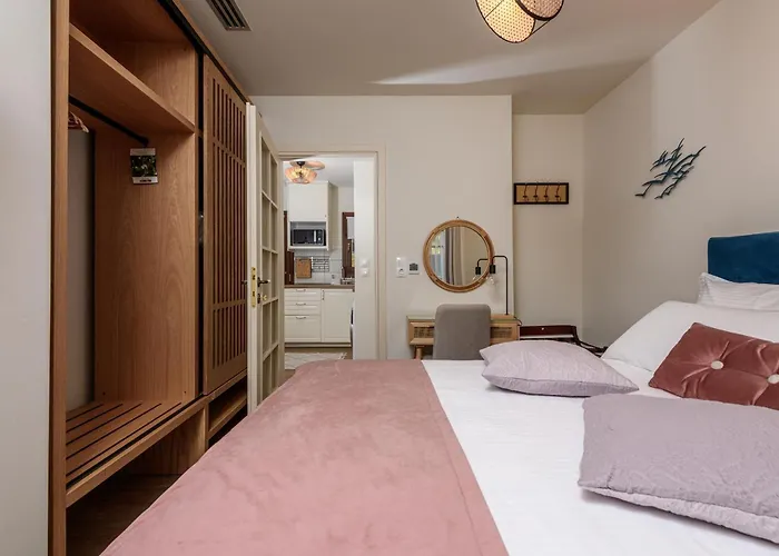 דירה Enavlion Luxury Domes