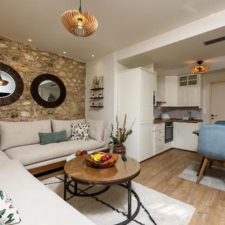 Enavlion Luxury Domes Апартаменты